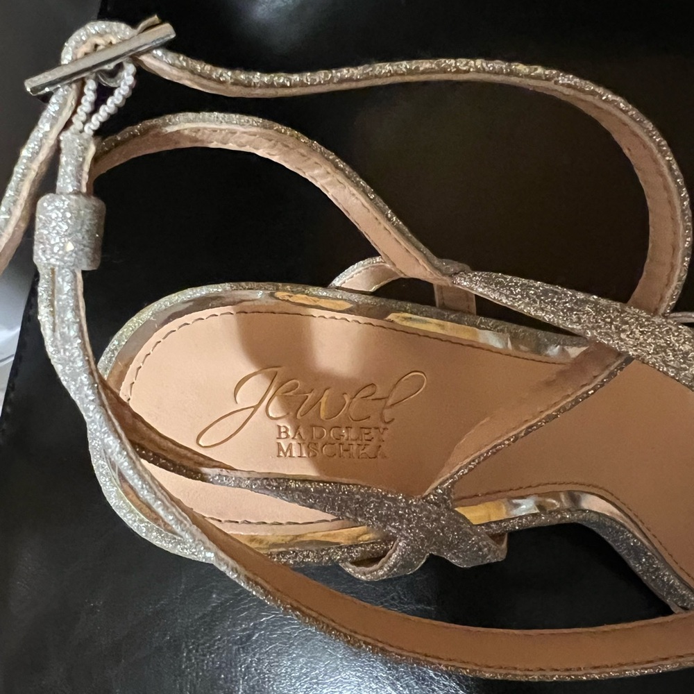 Badgley Mischka Jewel Shoes Silver Metallic Size 9 - Picture 5 of 5
